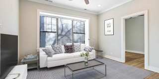 1946 West Nelson St. Apt. Gallery 5