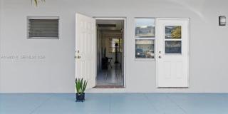 2200 Park Ln Gallery 27