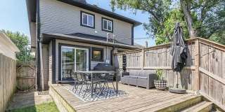 Updated 2BR Townhome | Bates-Hendricks | Steps to Fountain Square Gallery 39