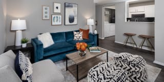 The Bentley at Marietta Gallery 8