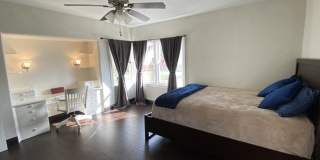 Charming 3 Bedroom Home Near Woodlawn Lake in Central San Antonio Gallery 13