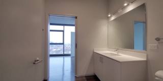 743 S Clark St Gallery 8