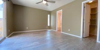 West El Paso 4bed/3.5bath Townhome Gallery 16
