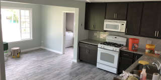 33047 N Ridge Rd Gallery 10