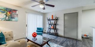 The Huxley at Medical Center Gallery 29