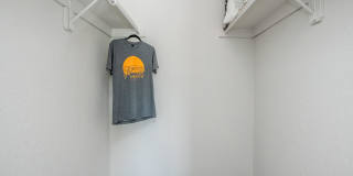 Knolls Gallery 13