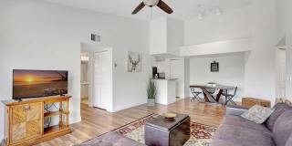 1400 S Crestwood Court S Gallery 7