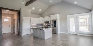 Prime Location! New build, 4 bed/ 2 bath! Gallery 13