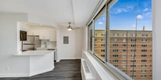 Potomac Towers Gallery 28