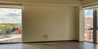 1922 N Milwaukee Ave Gallery 3