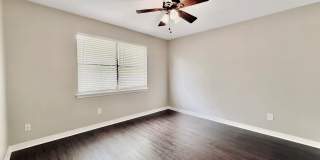 Updated Comfort with a Downstairs Primary Suite in Jenks Gallery 19