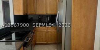 1165 98 Gallery 5
