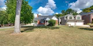 Awesome 2-bedroom, 1-bathroom home in the heart of Green Hills! Awesome 2-bedroom, 1-bathroom home in the heart of Green Hills! Gallery 1