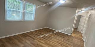 Very spacious 3 Bedroom and 1 Bathroom Home Very spacious 3 Bedroom and 1 Bathroom Home Gallery 8