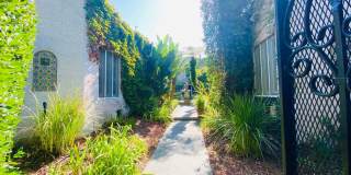 1002-1012½ N. Sweetzer Ave. Gallery 32