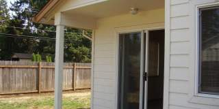 Coming Soon Spacious 3 Bedroom Ranch Home on Corner Lot – 98682 Gallery 1