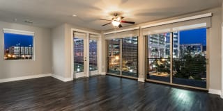 Flats on Fourth Gallery 7