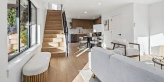 Modern Living in the Heart of Lake Oswego!! Stunning New 3BR 2.5BA Modern Living in the Heart of Lake Oswego!! Stunning New 3BR 2.5BA Gallery 16