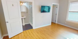 Exceptional Five Bedroom Home Near USC Campus! Gallery 7