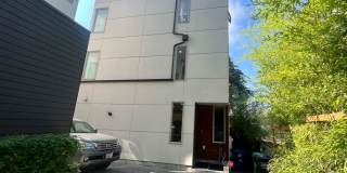 Ballard Townhome Gallery 17
