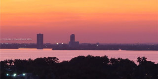 5701 Collins Ave Gallery 20
