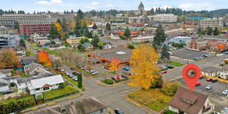 MOVE IN READY! Includes water, sewer and garbage. 2 bed 1 bath downtown Olympia! Gallery 3