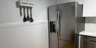 Delaney Park One bedroom with an office available September 7, 2026 Gallery 14