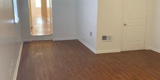 Spacious 4 Bedroom 2 Bath House with Central AC Spacious 4 Bedroom 2 Bath House with Central AC Gallery 18
