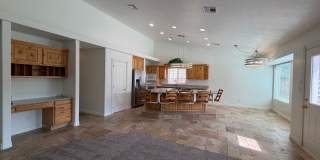 SPACIOUS HOME IN LAVERKIN FOR RENT! Gallery 18