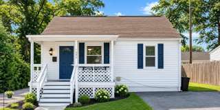409-A MAPLE Lane NW Gallery 1