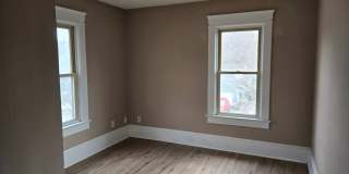 Charming 4-Bedroom Property in Prime Location Gallery 13