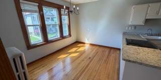 17 Englewood Avenue Gallery 3