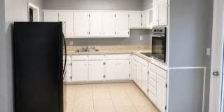 Opportunity in Lakewood Estates – Prime St. Pete Location with Huge Lot! Gallery 4