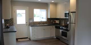 Beautifully Remodeled 2 BR Home in La Mesa/Rolando/SDSU area Beautifully Remodeled 2 BR Home in La Mesa/Rolando/SDSU area Gallery 1