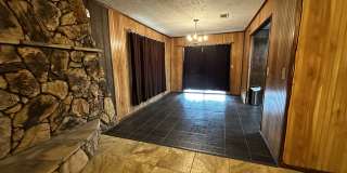 301 Cottonwood Avenue Gallery 7