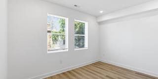 2534 N 11TH Street Gallery 15