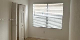 953 SW 10th St Gallery 4