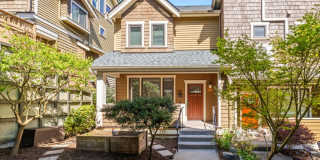 3Bd/3Ba Seattle Townhouse Gallery 3