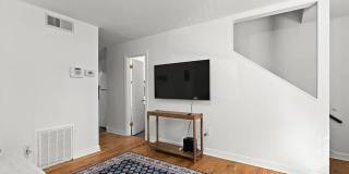 2 bedroom/1.5 bathroom townhome in Ardmore Gallery 6