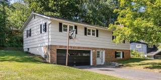 115 Margo Lane Gallery 1