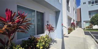 2535 NE 193rd St Gallery 2