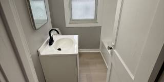 17157 Mackay Street Gallery 8