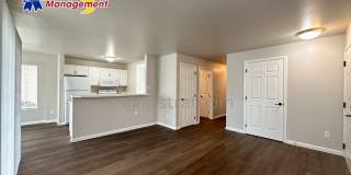 10122 W Garverdale Ln Gallery 5