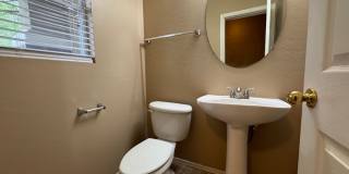 Stylish 3-Bed Home with Loft & Low-Maintenance Backyard in Phoenix Gallery 7