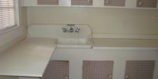 Adorable Downtown Apartment Gallery 4