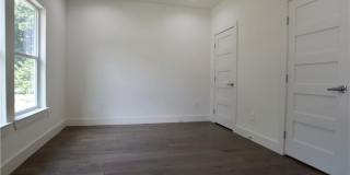 705 Harris Full - Modern Duplex 8 Bed / 7.5 Bath Available August 2027 Gallery 85