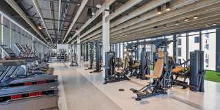 ATLANTIC SQUARE Gallery 24