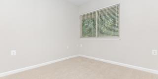 Huntington Square Gallery 29