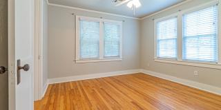 Beautifully remodeled campus home! Gallery 27