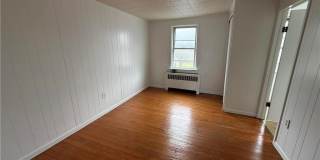 27 W Allen Street Gallery 11